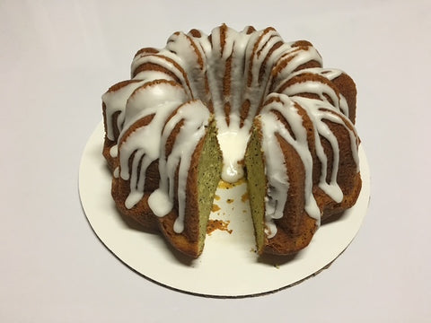 10" Bundt Cake Lemon Poppyseed - Feeds 12-16